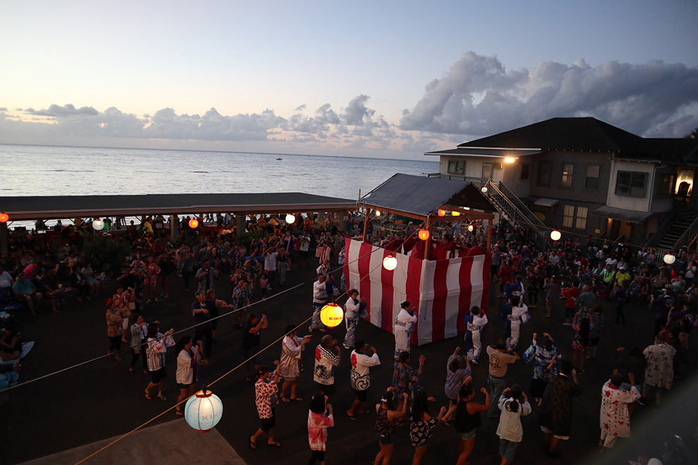 ハレイワで盆踊りと灯篭流し // Bon dance and lantern lighting OAHU / HALEIWA ReAloha